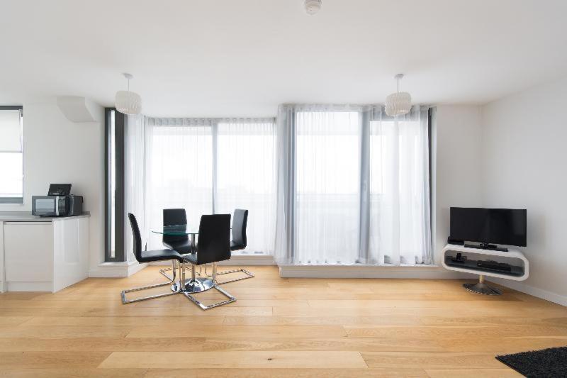 Sonder The Bard Aparthotel London Ruang foto